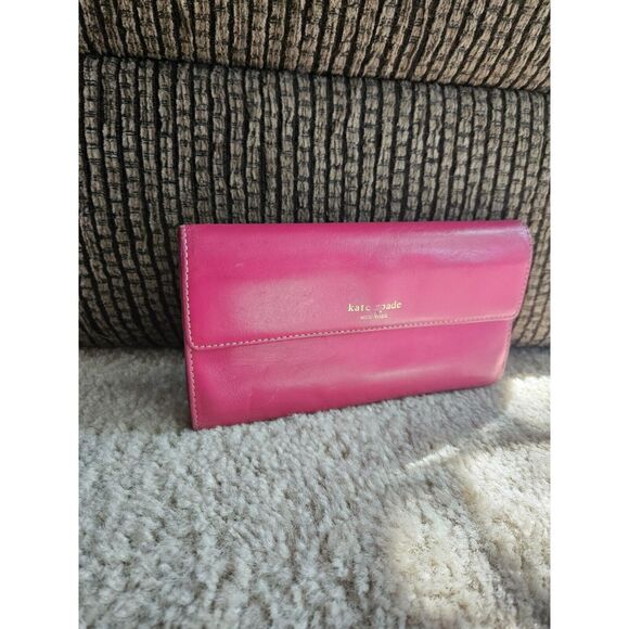 Pink Kate Spade pink leather wallet - Picture 15 of 16